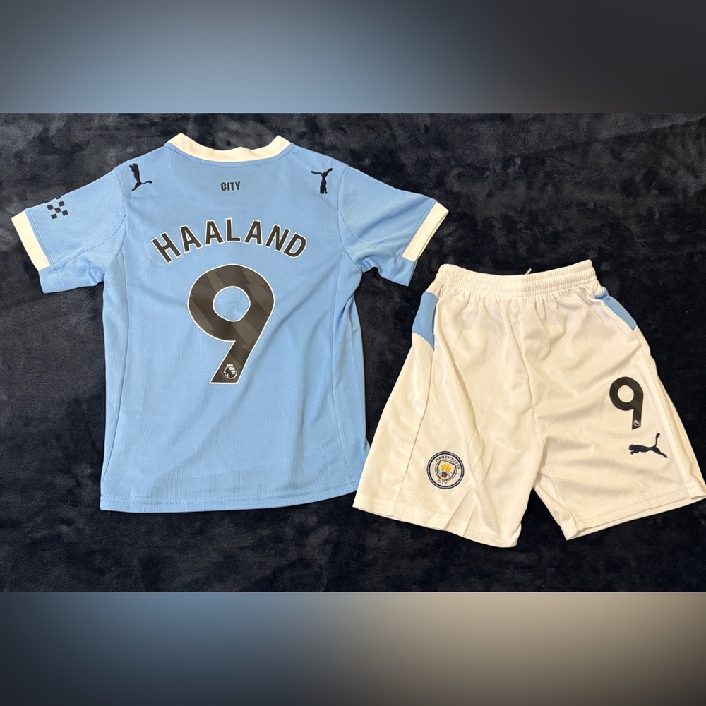 Manchester City 2025/26 Home kit # Haaland 9# NWT# kids size
